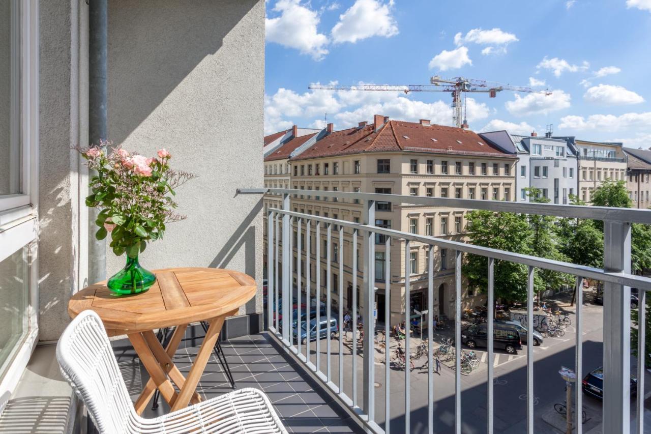 Schoenes Studio In Downtown Mitte Mit Balkon Apartment Берлин Екстериор снимка